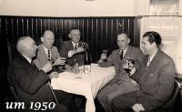 6_1950um_im_Cafe_Schmidt